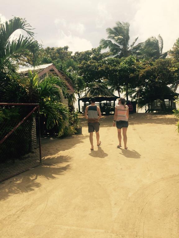 Vacations Beach Fale Hotel Manase Exterior foto